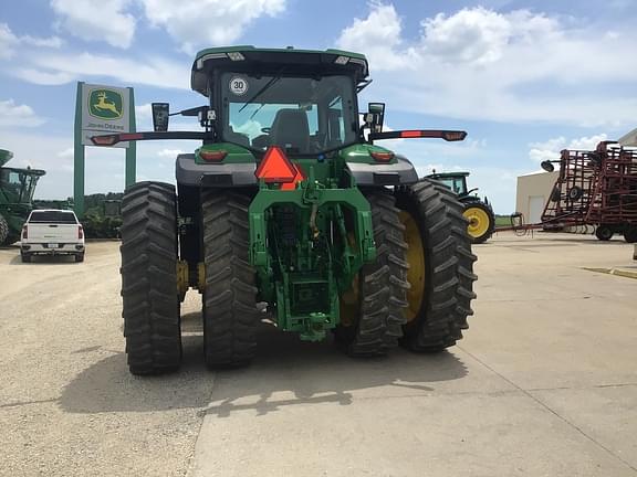 Image of John Deere 8R 370 equipment image 3