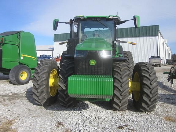 Image of John Deere 8R 370 equipment image 4