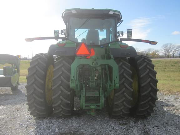 Image of John Deere 8R 370 equipment image 1