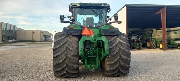 Image of John Deere 8R 370 equipment image 4