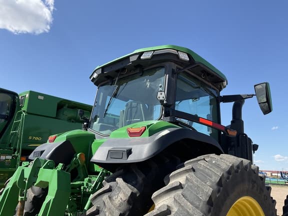 Image of John Deere 8R 370 equipment image 2