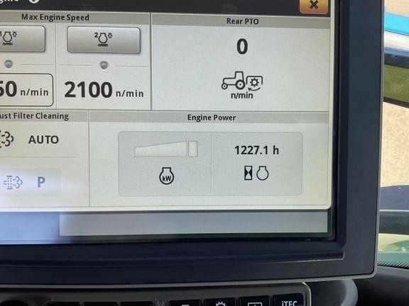 Image of John Deere 8R 370 equipment image 3