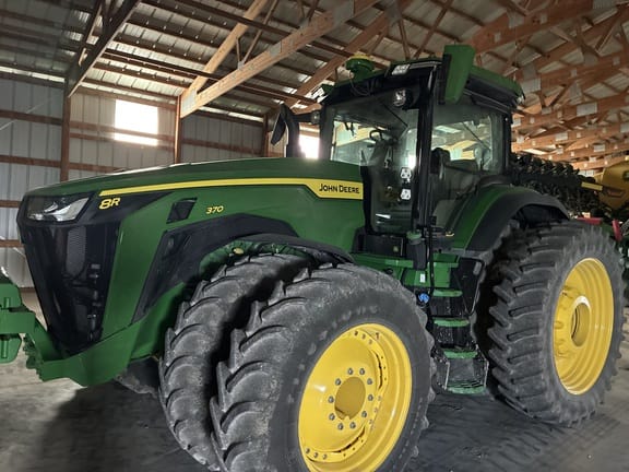 Main image John Deere 8R 370