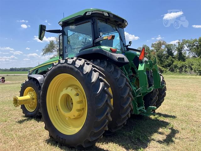 Image of John Deere 8R 370 equipment image 2