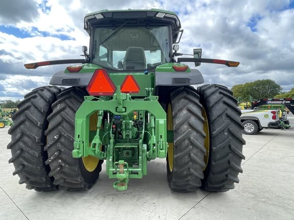 Image of John Deere 8R 370 equipment image 3