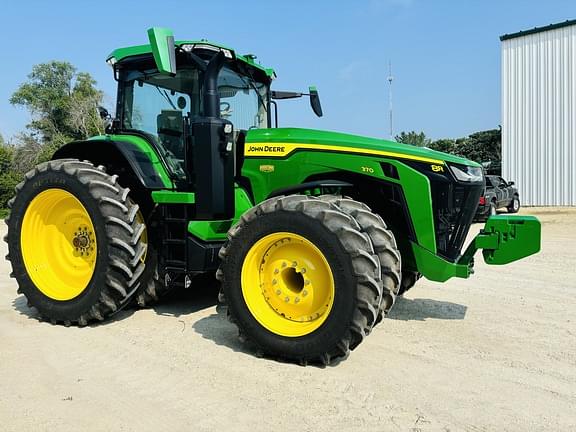 Image of John Deere 8R 370 equipment image 4