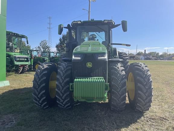 Image of John Deere 8R 370 equipment image 2