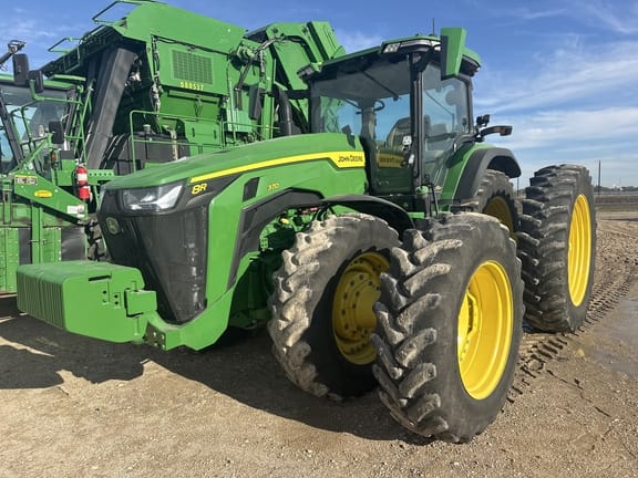 2022 John Deere 8R 370 Equipment Image0
