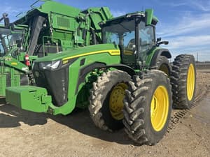 2022 John Deere 8R 370 Image