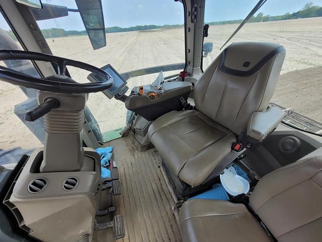 Image of John Deere 8R 370 equipment image 4