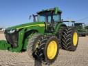 2022 John Deere 8R 370 Image