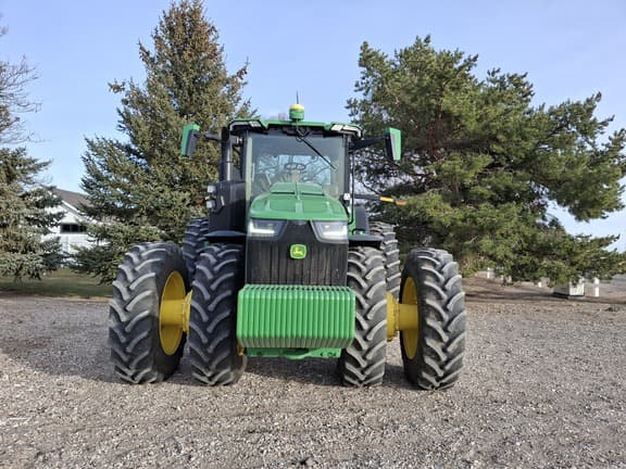 Image of John Deere 8R 370 equipment image 2
