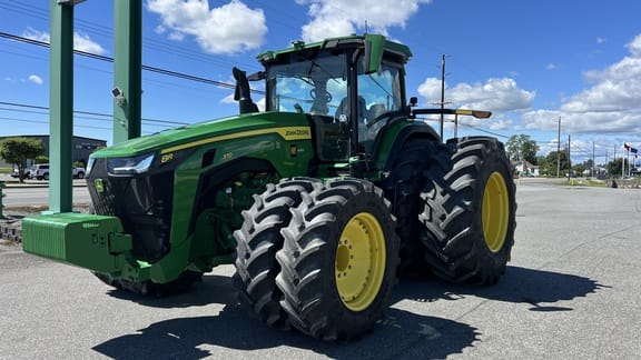 2022 John Deere 8R 370 Equipment Image0