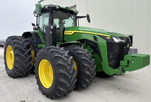 2022 John Deere 8R 370 Image