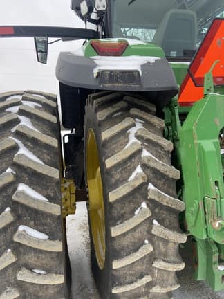 Image of John Deere 8R 370 equipment image 2