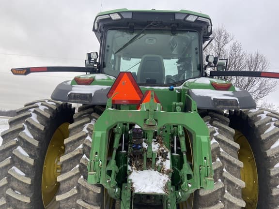 Image of John Deere 8R 370 equipment image 3