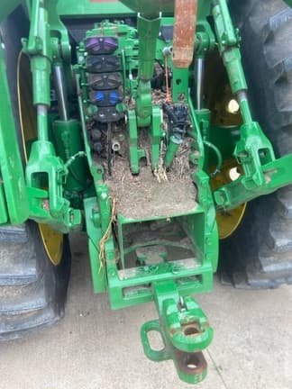 Image of John Deere 8R 370 equipment image 3