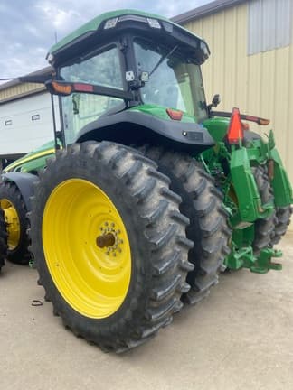 Image of John Deere 8R 370 equipment image 2