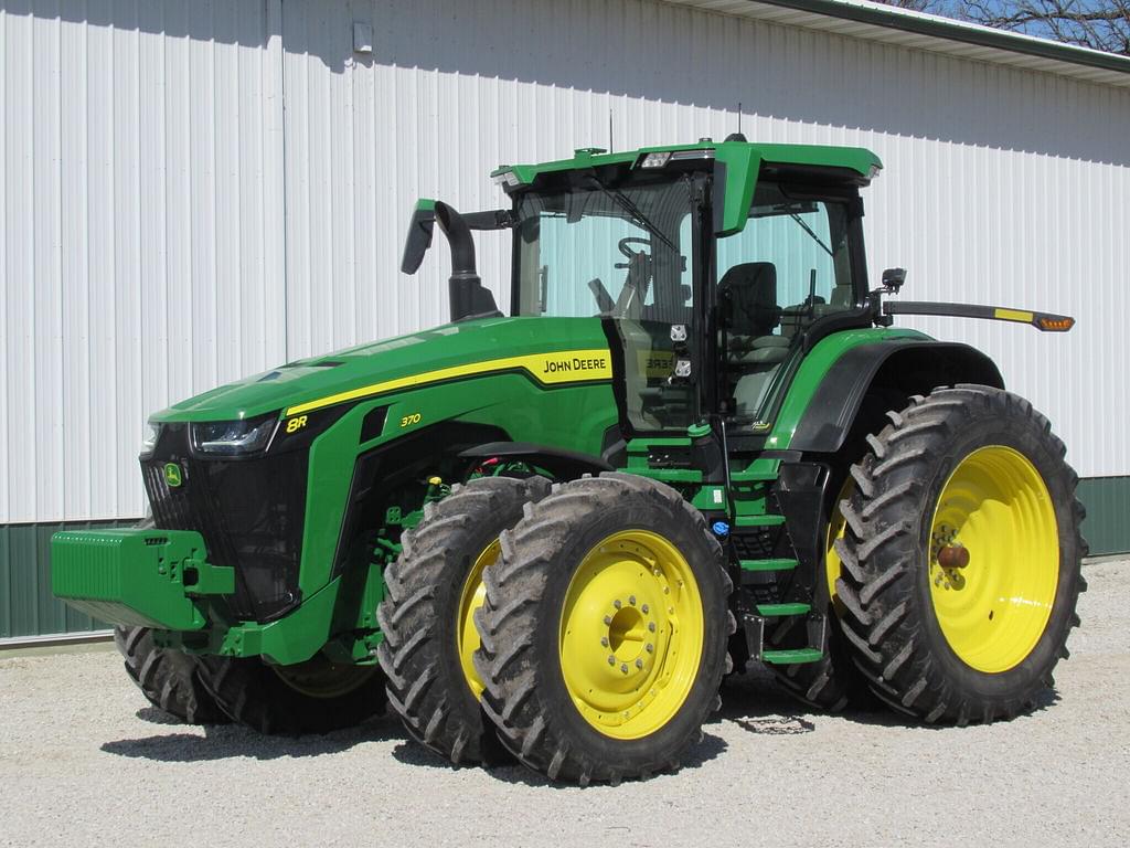 Image of John Deere 8R 370 Primary image