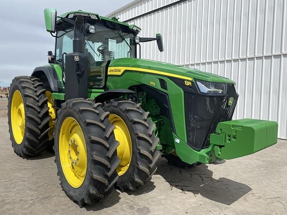 Image of John Deere 8R 370 equipment image 1
