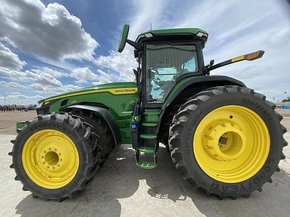 Image of John Deere 8R 370 equipment image 4