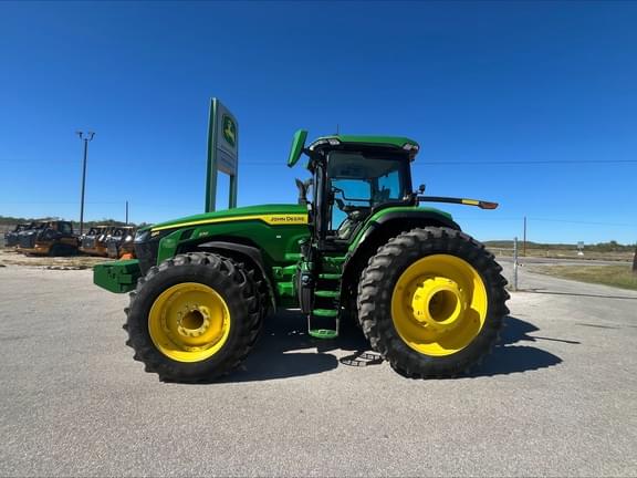 Image of John Deere 8R 370 equipment image 3