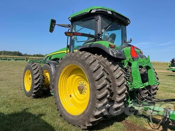 Image of John Deere 8R 370 equipment image 2