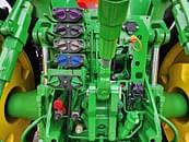 Thumbnail image John Deere 8R 370 11