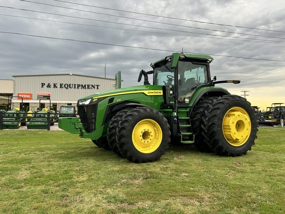 2022 John Deere 8R 370 Equipment Image0