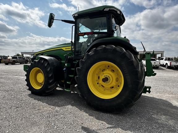 Image of John Deere 8R 370 equipment image 2