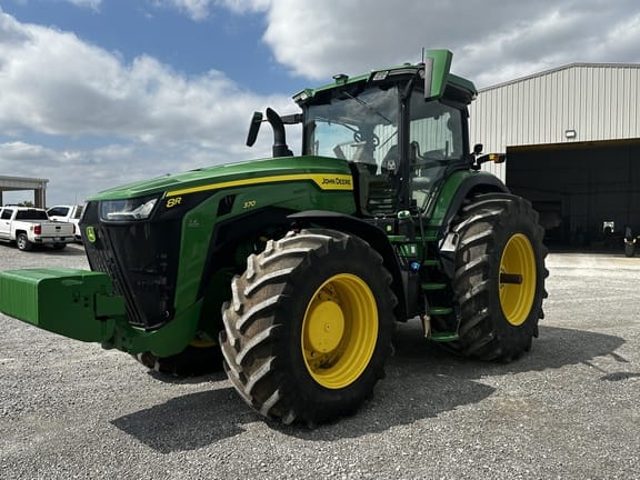 2022 John Deere 8R 370 Equipment Image0