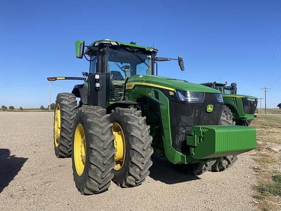 Image of John Deere 8R 370 Primary image