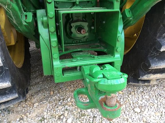 Image of John Deere 8R 370 equipment image 4