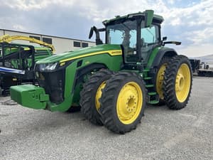 2022 John Deere 8R 370 Image