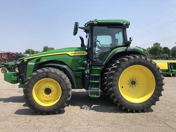 Image of John Deere 8R 370 equipment image 1
