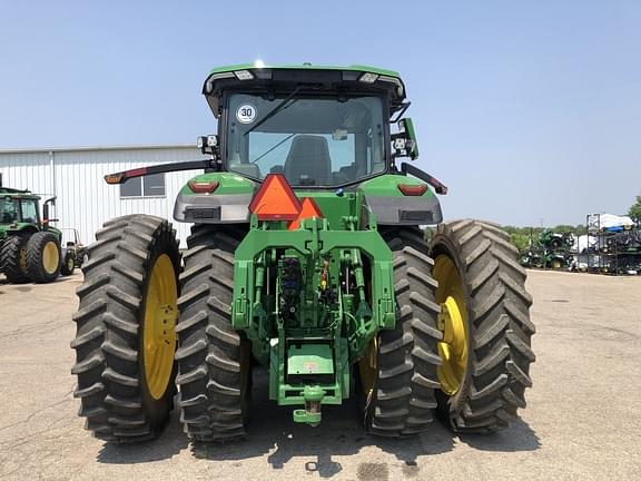 Image of John Deere 8R 370 equipment image 3