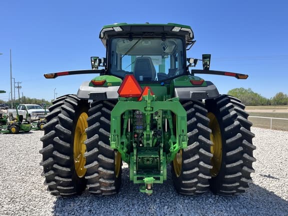 Image of John Deere 8R 370 equipment image 3