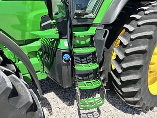 Main image John Deere 8R 370 13