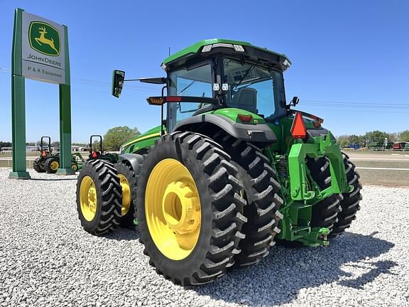 Image of John Deere 8R 370 equipment image 2