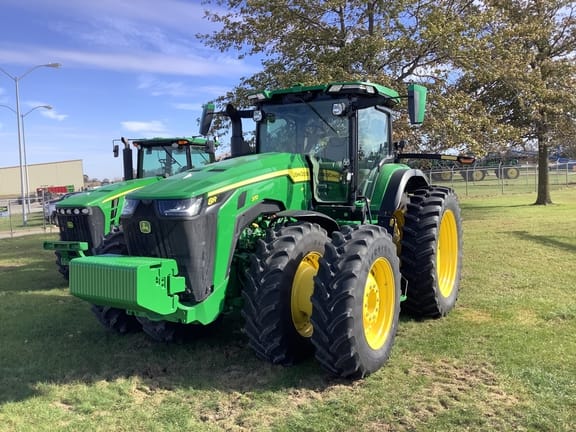 Main image John Deere 8R 370