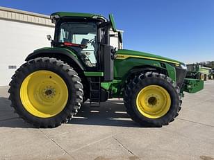 Main image John Deere 8R 370 5