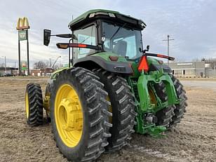 Main image John Deere 8R 370 5