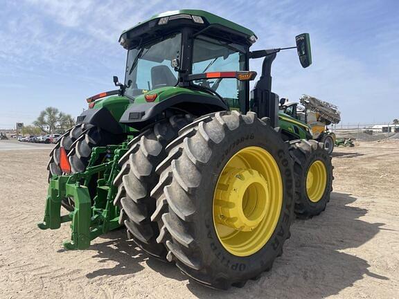 Main image John Deere 8R 370 5
