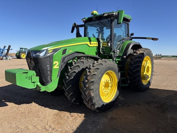 2022 John Deere 8R 370 Equipment Image0