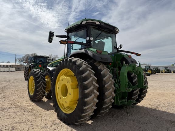 Image of John Deere 8R 370 equipment image 2