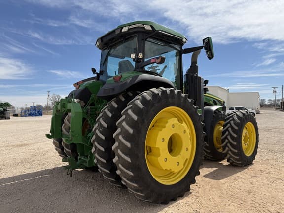Image of John Deere 8R 370 equipment image 4