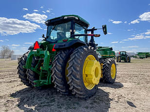 Main image John Deere 8R 370 5