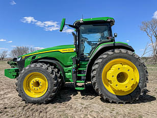 Main image John Deere 8R 370 8