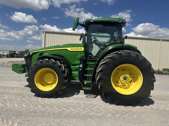 Image of John Deere 8R 370 equipment image 1