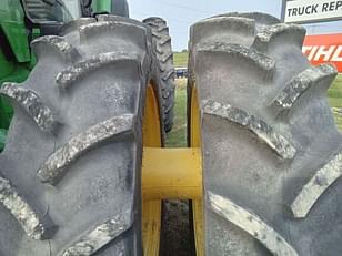 Main image John Deere 8R 370 27